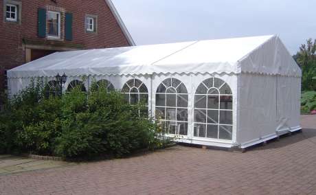 Partyzelt 6 x 12 Meter PRO mit Satteldach